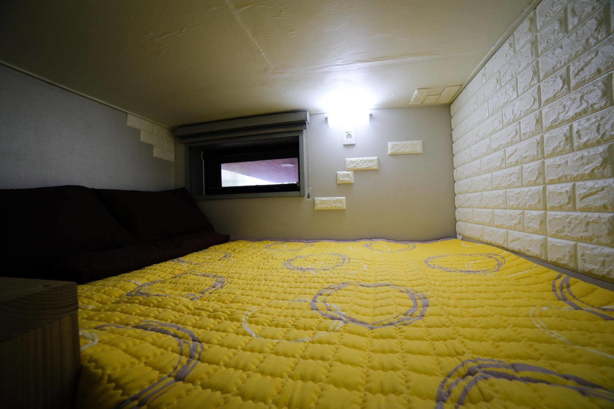 Sopoong Guesthouse Busan Buitenkant foto